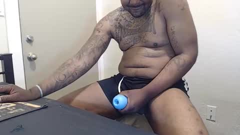 mbeezy21 online show from February 2, 10:25 am