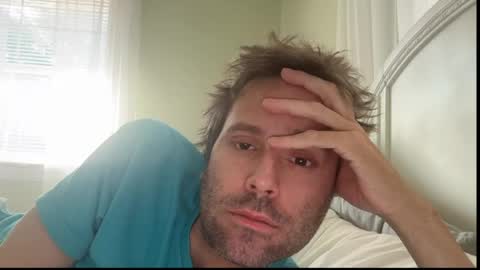 lol online show from April 18, 1:34 pm