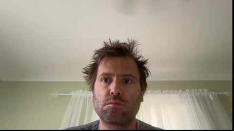 lol online show from April 19, 1:21 pm