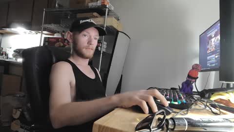 mcchoopyy online show from September 18, 7:10 am
