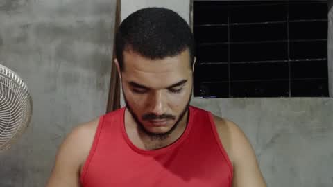 Snapshot of mcgregor_sexhot chatting on December 24, 4:44 am Mcgregor online show from December 24, 4:44 am