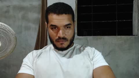 Snapshot of mcgregor_sexhot chatting on February 27, 5:34 am Mcgregor online show from February 27, 5:34 am