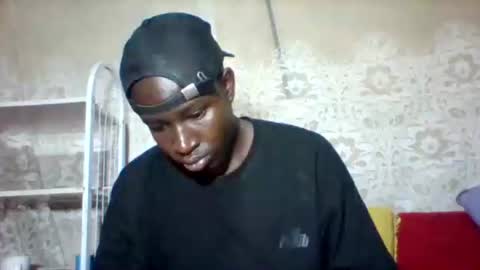 Snapshot of mclntz_bbc chatting on March 11, 7:48 am mclntz_bbc online show from March 11, 7:48 am