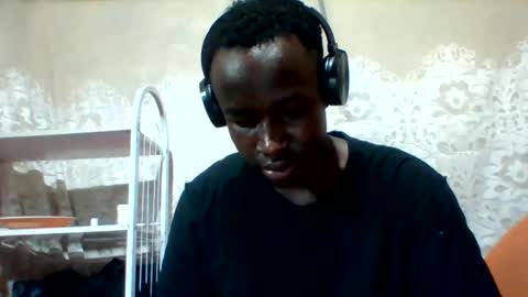 Snapshot of mclntz_bbc chatting on February 2, 1:23 am mclntz_bbc online show from February 2, 1:23 am
