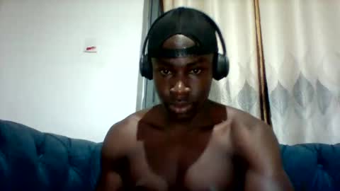Snapshot of mclntz_bbc chatting on September 13, 12:55 am mclntz_bbc online show from September 13, 12:55 am