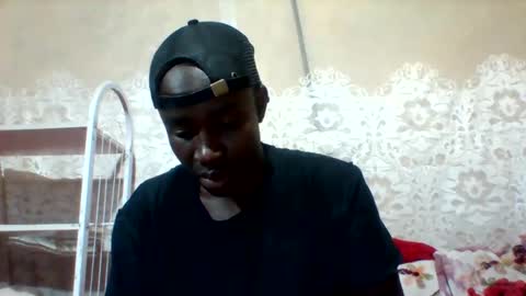 Snapshot of mclntz_bbc chatting on December 7, 8:00 am mclntz_bbc online show from December 7, 8:00 am