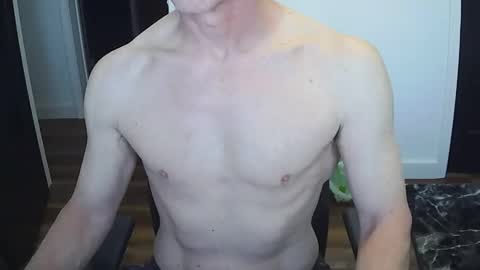 mcnutt1178 online show from April 8, 10:29 pm