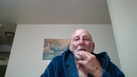 Snapshot of mdane99 chatting on October 31, 1:07 am mdane99 online show from October 31, 1:07 am