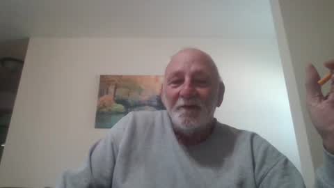 Snapshot of mdane99 chatting on October 19, 4:10 pm mdane99 online show from October 19, 4:10 pm