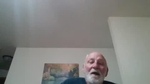 Snapshot of mdane99 chatting on October 28, 1:13 pm mdane99 online show from October 28, 1:13 pm