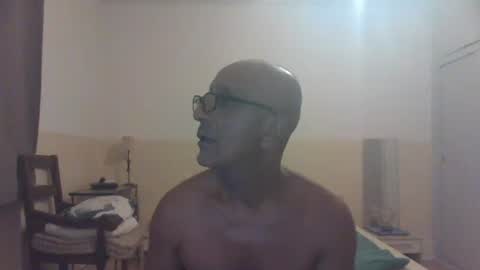 mufine online show from September 15, 8:43 pm