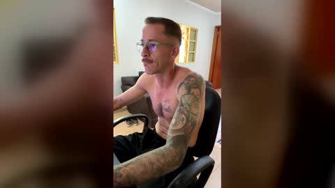 meladodecana online show from February 17, 3:00 pm