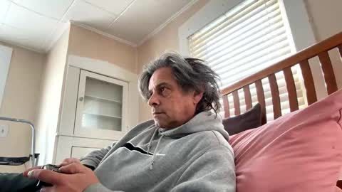Snapshot of melays1972 chatting on February 1, 8:05 pm Tan lines online show from February 1, 8:05 pm