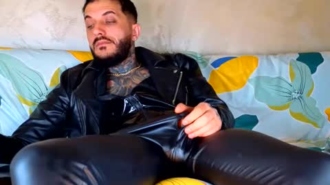 Fallow my ONLYFANS for xxx daily online show from May 6, 5:52 am