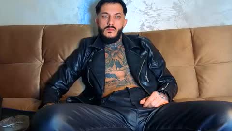 Snapshot of mentoxxl chatting on October 11, 5:17 pm Fallow my ONLYFANS for xxx daily online show from October 11, 5:17 pm