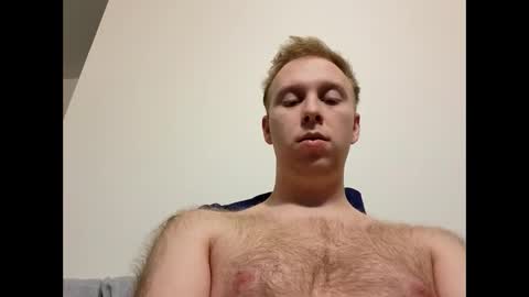 Snapshot of meow732 chatting on October 19, 6:28 am meow732 online show from October 19, 6:28 am