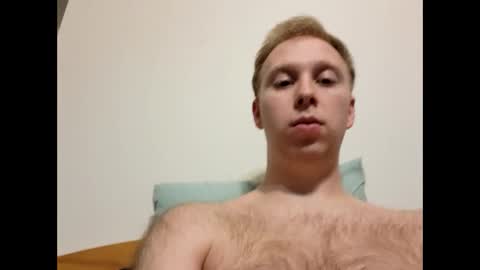 Snapshot of meow732 chatting on October 26, 5:09 am meow732 online show from October 26, 5:09 am