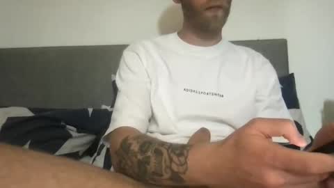 messageme11 online show from April 26, 1:52 pm
