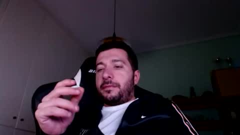 Snapshot of metalic18 chatting on September 18, 8:22 pm FunnyTimeHere online show from September 18, 8:22 pm