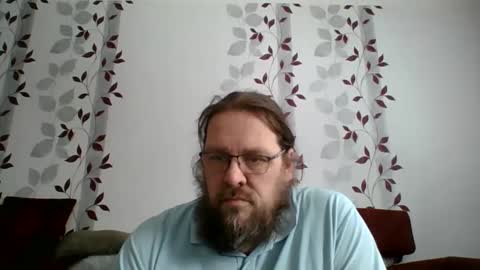 Snapshot of metallbuddy chatting on January 5, 10:10 am ask me online show from January 5, 10:10 am
