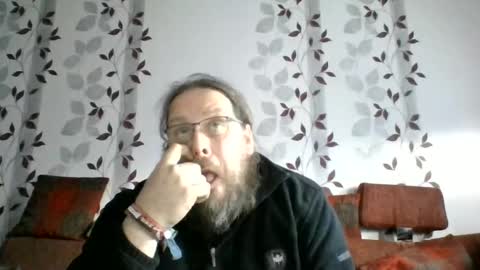 Snapshot of metallbuddy chatting on January 8, 7:55 am ask me online show from January 8, 7:55 am