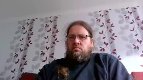 Snapshot of metallbuddy chatting on December 15, 9:45 am ask me online show from December 15, 9:45 am