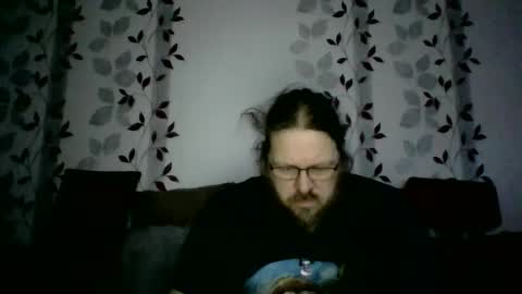 Snapshot of metallbuddy chatting on January 9, 7:21 am ask me online show from January 9, 7:21 am