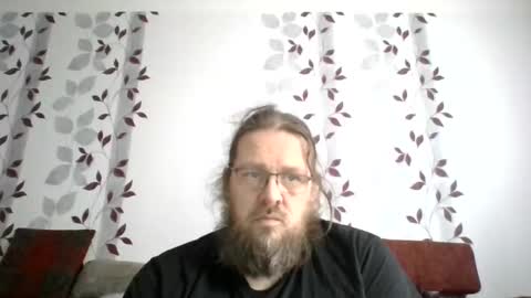 Snapshot of metallbuddy chatting on January 2, 10:05 am ask me online show from January 2, 10:05 am
