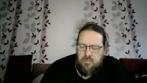 Snapshot of metallbuddy chatting on January 16, 7:28 am ask me online show from January 16, 7:28 am