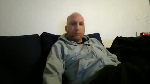 metaller123456 online show from March 27, 4:27 am