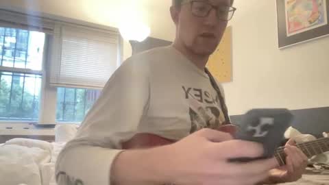 Snapshot of metallica92786 chatting on October 13, 9:21 pm metallica92786 online show from October 13, 9:21 pm