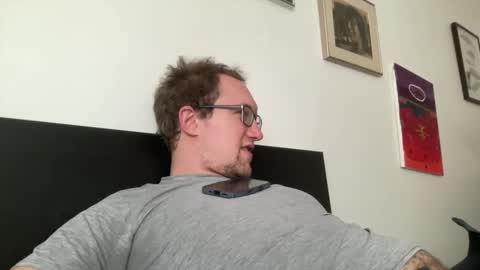 Snapshot of metallica92786 chatting on March 9, 8:52 pm metallica92786 online show from March 9, 8:52 pm