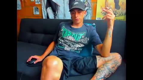 Snapshot of methodicxxx chatting on January 4, 7:44 pm xxxxxxxxxmethodicxxxxxxxxx online show from January 4, 7:44 pm
