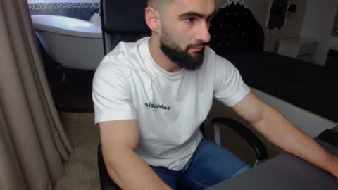 MicahLane online show from June 15, 4:26 am