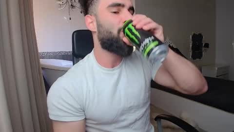 MicahLane online show from April 20, 4:37 am