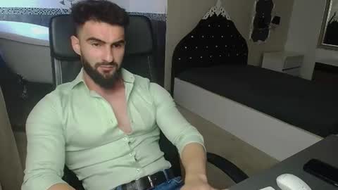 MicahLane online show from June 26, 5:21 am