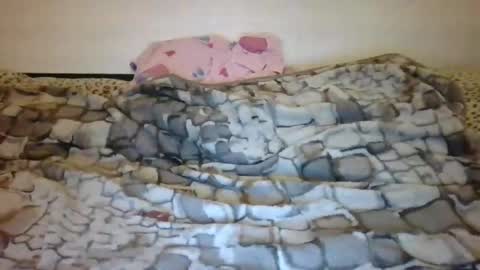 Snapshot of miccken chatting on December 24, 5:44 pm Mickeyn online show from December 24, 5:44 pm