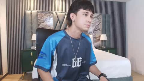 Michael online show from March 5, 7:32 pm