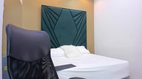 Michael online show from December 19, 12:13 pm