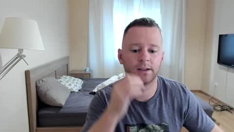 Michael Birkin online show from March 28, 4:24 am