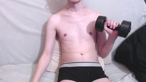 Snapshot of michael_danymans chatting on January 28, 8:57 am Michael online show from January 28, 8:57 am
