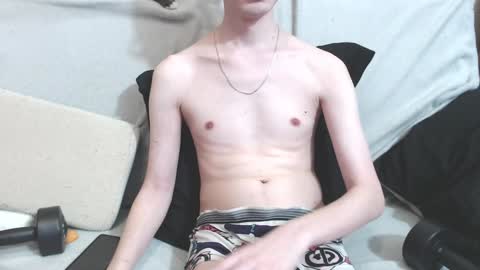 Snapshot of michael_danymans chatting on January 20, 9:01 pm Michael online show from January 20, 9:01 pm