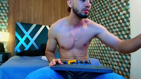 Snapshot of michael_magno chatting on September 24, 8:07 pm Michael Stevens online show from September 24, 8:07 pm