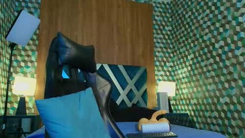 Snapshot of michael_magno chatting on October 28, 2:41 pm Michael Stevens online show from October 28, 2:41 pm