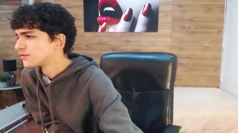 michaelkoiv online show from February 7, 11:17 am