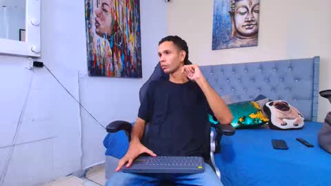 michaell_bellk_ online show from September 8, 7:02 pm