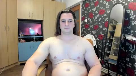 michaelragnar90 online show from May 22, 5:56 am