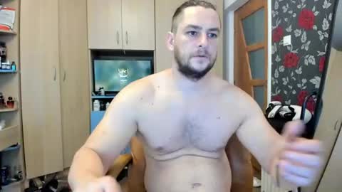 michaelragnar90 online show from June 25, 8:41 am