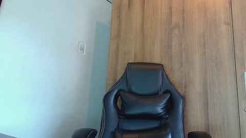 michaelstones online show from December 24, 2:33 pm