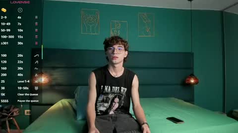 Michell Heisenberg online show from May 16, 10:30 pm